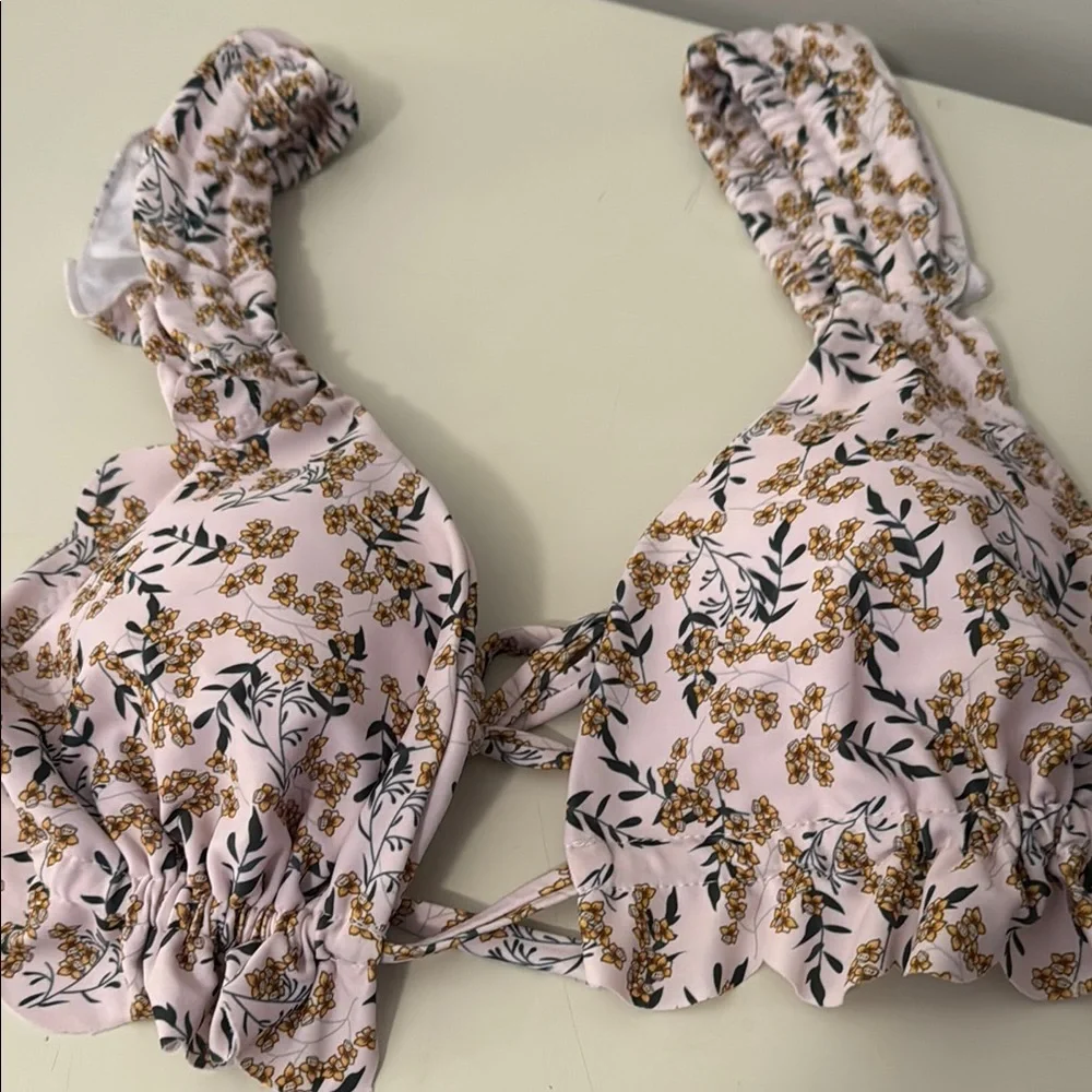 Floral Bikini Set - Picture 2 of 3